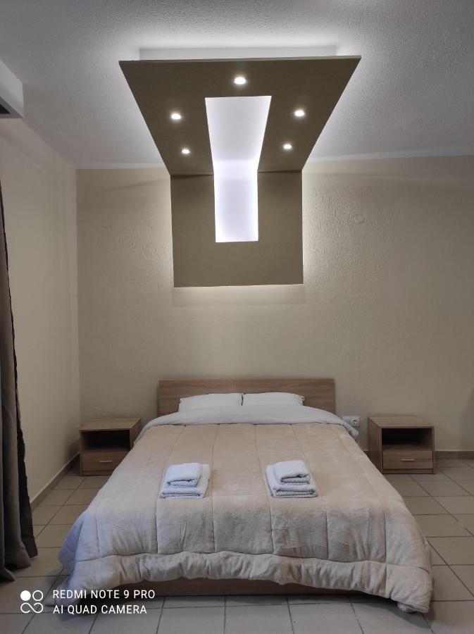 Ladadika New 4 Apartment *